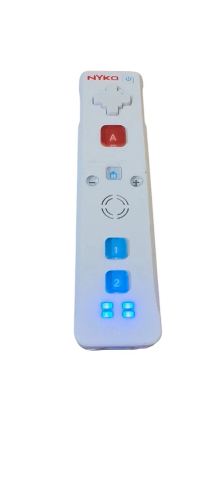 Nyko Wand Wii Remote Controller for Nintendo White w/ Blue Case - Image 3 of 4