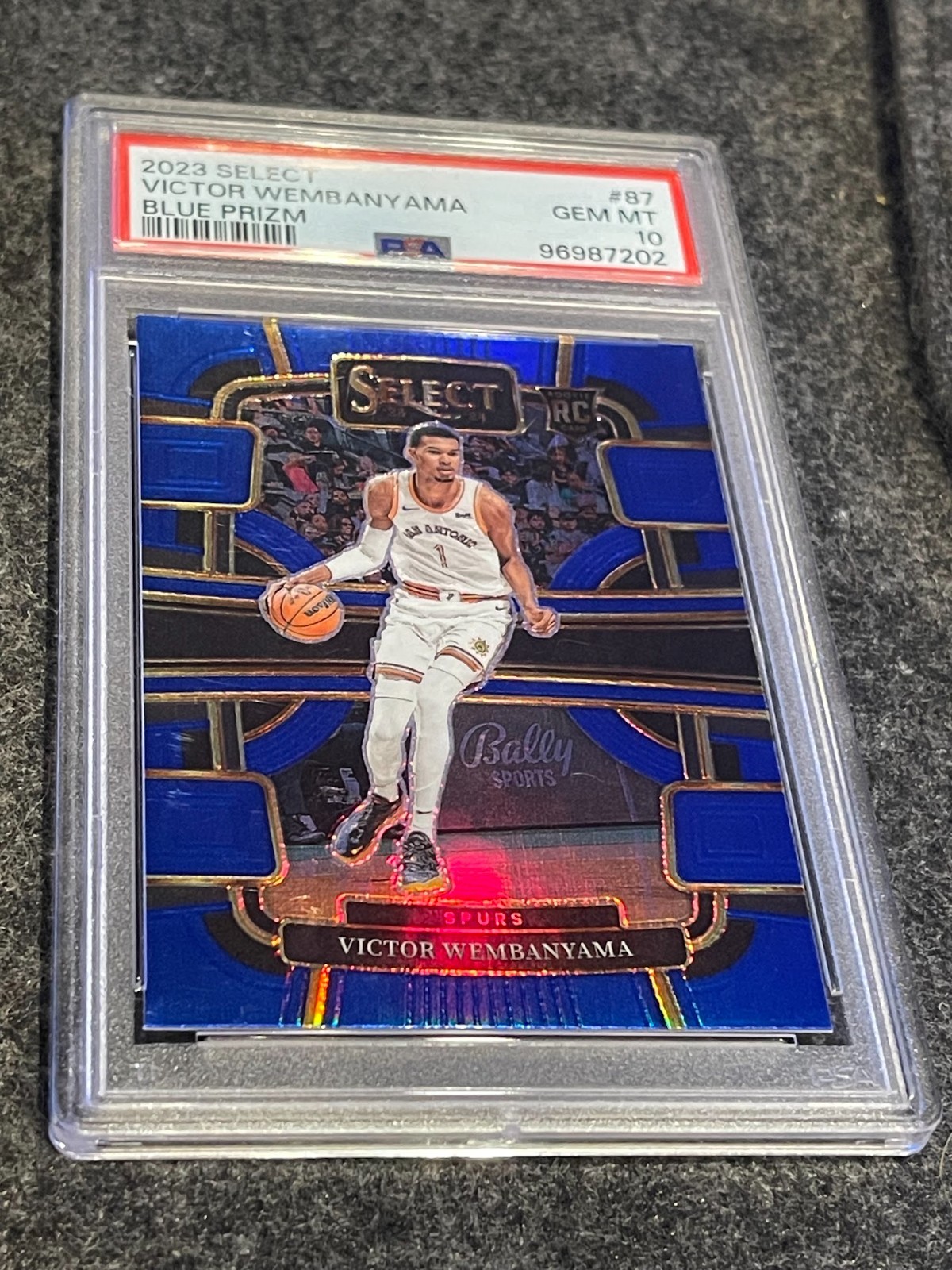ROOKIE GEM MINT 2023-24 Panini Select Victor Wembanyama Blue Prizm #87 PSA 10