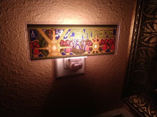 CENTIPEDE Arcade Marquee Night Light - Picture 4 of 4