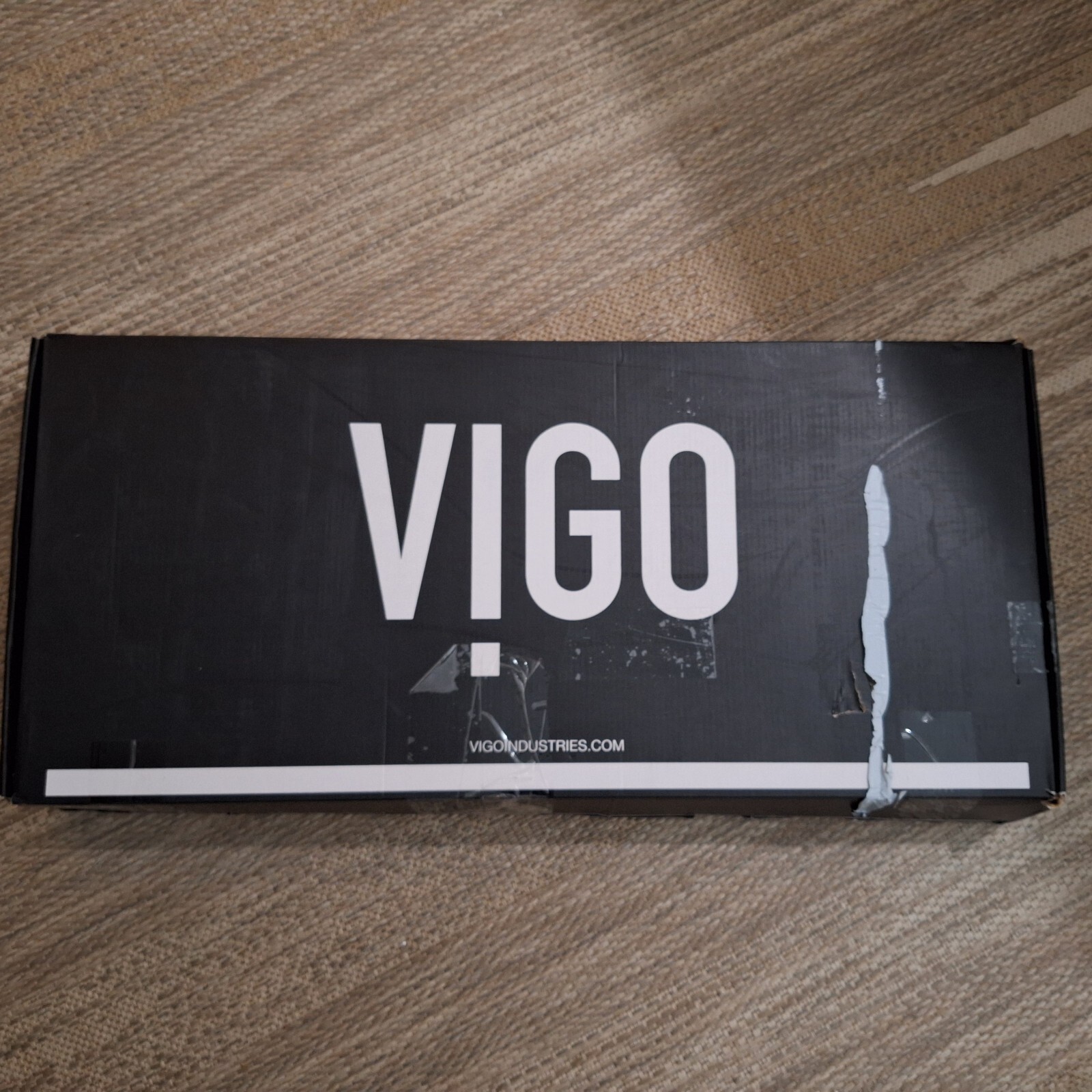 Vigo VG02001CH - Kitchen Faucet