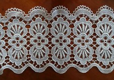 BANDE DE MACRAME TRES BON ETAT