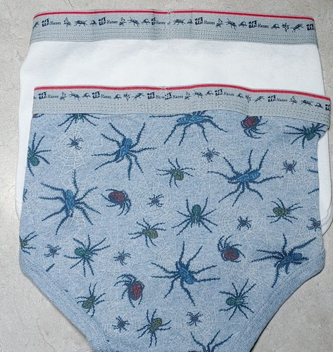 Vintage Hanes Briefs Insects Underwear Boys Size Med 10-12 - Picture 2 of 5