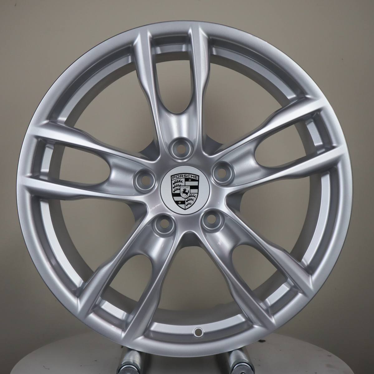 PORSCHE BOXSTER S III 19X8.0 FRONT WHEEL 98136214002 OEM RIM 19