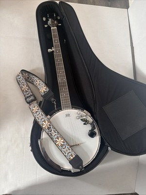 Jameson Remo  Strong Banjo with Shoulder Strap and Carrying Case