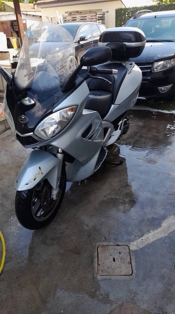 Vendo Malaguti Spaidermax 500 GT foto 3