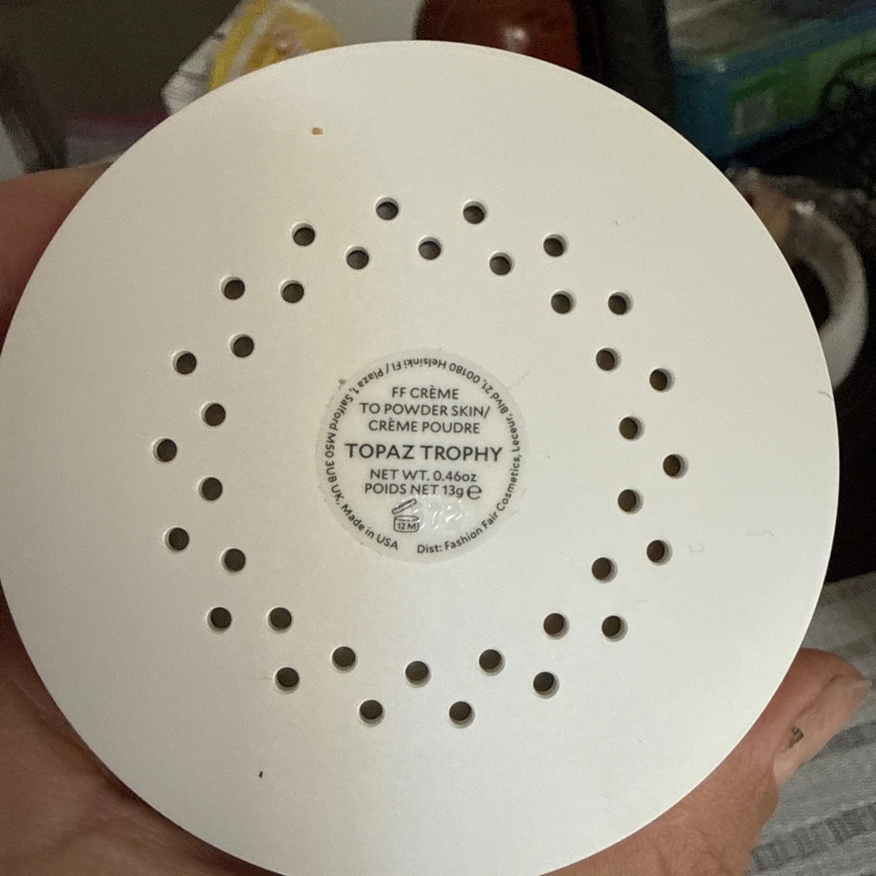 FASHION FAIR FF CREME TO POWDER SKIN FOUNDATION SENSUOUS Topaz Trophy  0.46 OZ - Image 3 of 4