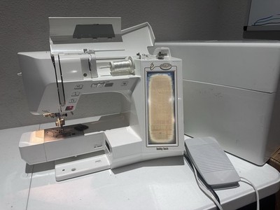 BABY LOCK ELLAGEO ESG Sewing Embroidery Machine w/ Hard Case Read Desc.
