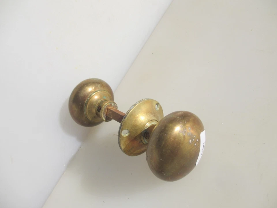 Victorian Brass Door Knobs Handles Old Rim Lock Antique 1 Plate Vintage - Image 4 of 4