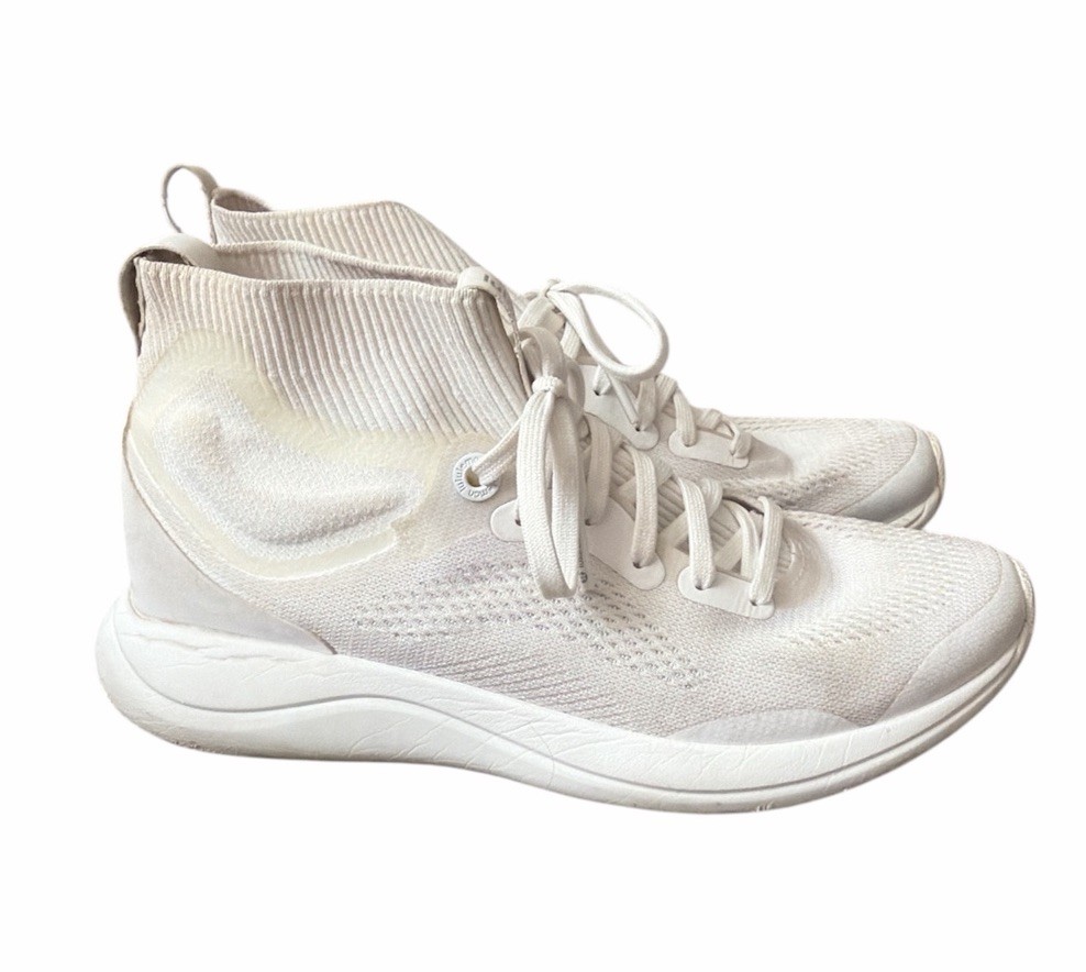 Lululemon Charge Feel Workout Mid Shoes White Size 7.5 Athleisure Workout Gym