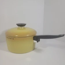 Vintage Regal Ware Harvest Gold Strainer Pot - 6-42 - VERY RARE - Cook Open Pour