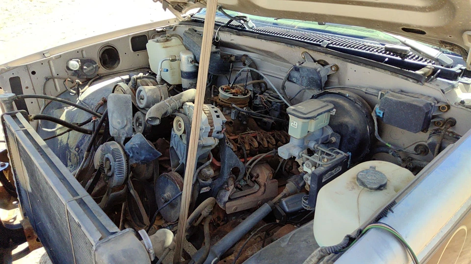 Conjunto distribuidor encendido GMC Sierra 2500 1992-1995 OEM 5,7 L 10496786 Foto 2 de 4