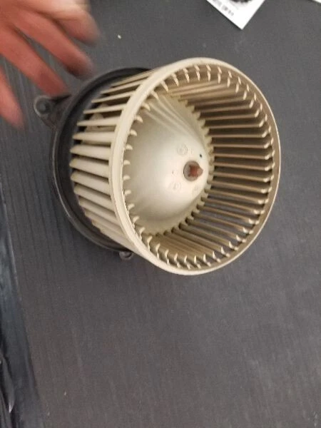 Conjunto de motor soplador delantero Nissan Armada Titan Infiniti Qx56 2004-2015 fabricante de equipos originales usado Foto 2 de 3