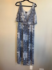 & HARMONY Blue and White PAISLEY DRESS IN SIZE 2XL