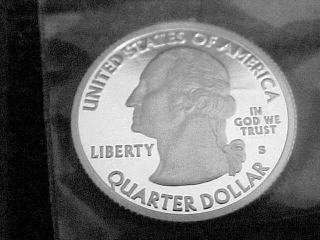 2009 S SILVER GUAM QUARTER FROM SILVER PROOF SET - Image 2 of 2