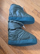 Vintage EMS Mtn. Goose Down camping tent slipper boots size Small