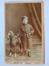 Vintage Carte De Visite, CDV, Junge und ein Schaukelpferd, N Raschkow, Breslau