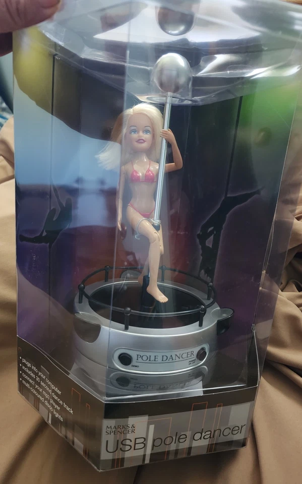 СУПЕРРЕДКАЯ ~ Marks & Spencer USB ТАНЦУЮЩАЯ ФИГУРКА ТАНЦОВЩИЦЫ НА ШЕСТЕ НОВАЯ/ЗАПЕЧАТАННАЯ от 2006 - Изображение 2 из 4