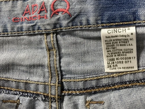 Cinch Ada Sz 28/5 W82cm L78cm Cowgirl Jeans Relaxed Fit Stretch Denim Blue FLAW - Picture 10 of 14