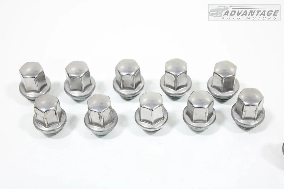 Juego de 20 tuercas de perno de rueda delantera trasera Buick Encore GX 2020-2025 PLATEADAS OEM Foto 2 de 4