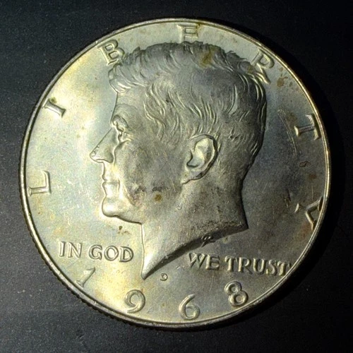 1968 (D) Kennedy Half Dollar 50¢ - 40% Silver - AU/BU.     (#8)