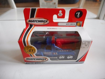 Matchbox Auto service Tow Trucker in Blue in Box