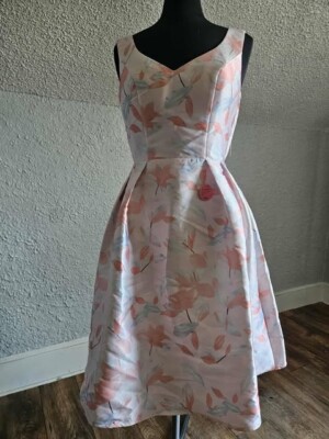 NWT Chi Chi london Pink UK size 10 Dress Us size 6