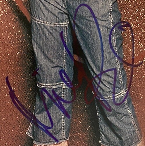 MILA KUNIS SIGNED 8X10 PHOTO THAT 70’s SHOW SCHAUSPIELERIN HANDSIGNIERT 2001 MIT JSA COA - Bild 2 von 5