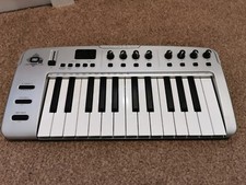 M-Audio Oxygen 25 (Third Gen) USB Midi controller, partly working, few dead keys
