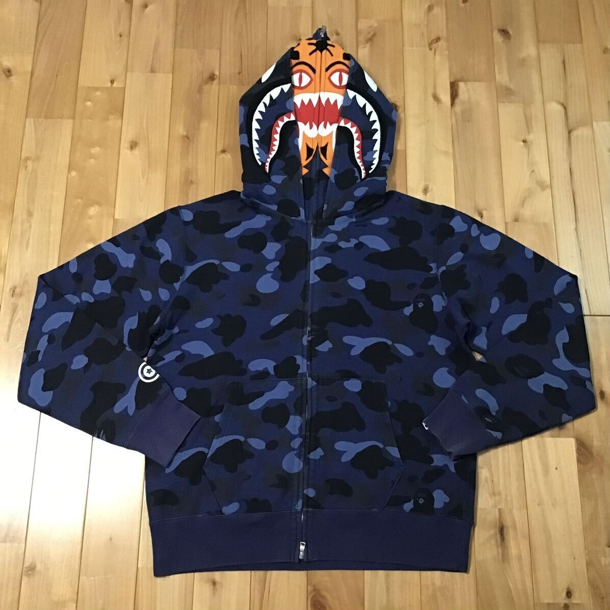 トップス A Bathing ape double shark hoodie s-l400.jpg