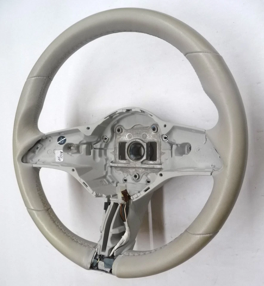 Volante Mercedes Benz C300 C43 AMG 2022-2024 A0994605318 1D44 OEM A1 Foto 4 de 4