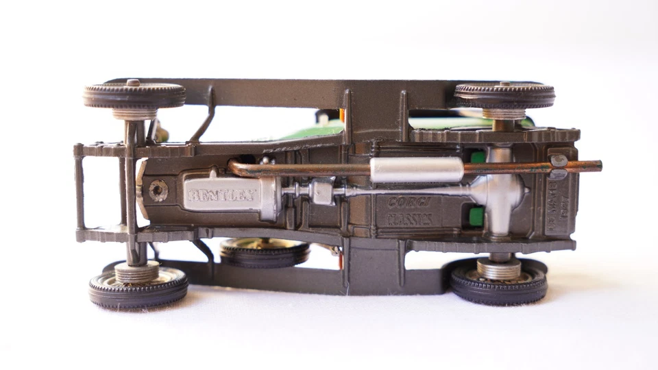 Vintage Corgi Classics 1927 Bentley 3 Litre Le Mans unboxed - image 3 of 3