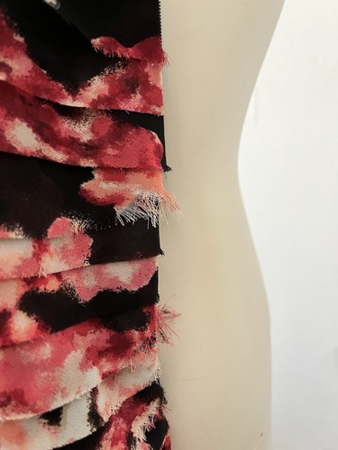 white house black market Pink Black Pleated Floral Skirt Straight Pencil Skirt 2 - Picture 4 of 9