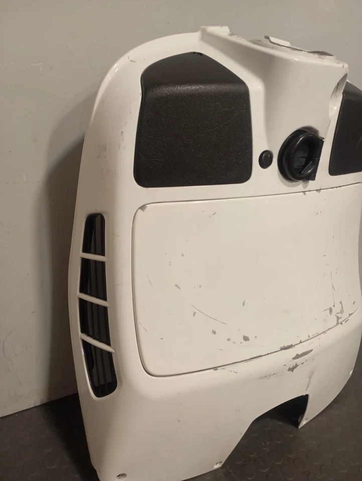 Retroscudo PIAGGIO VESPA 300 GTS 2009 2015 - Immagine 4 di 4