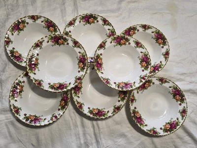 8 Royal Albert Old Country Roses Scallop Rim Soup Bowl 8'' England Backstamp New