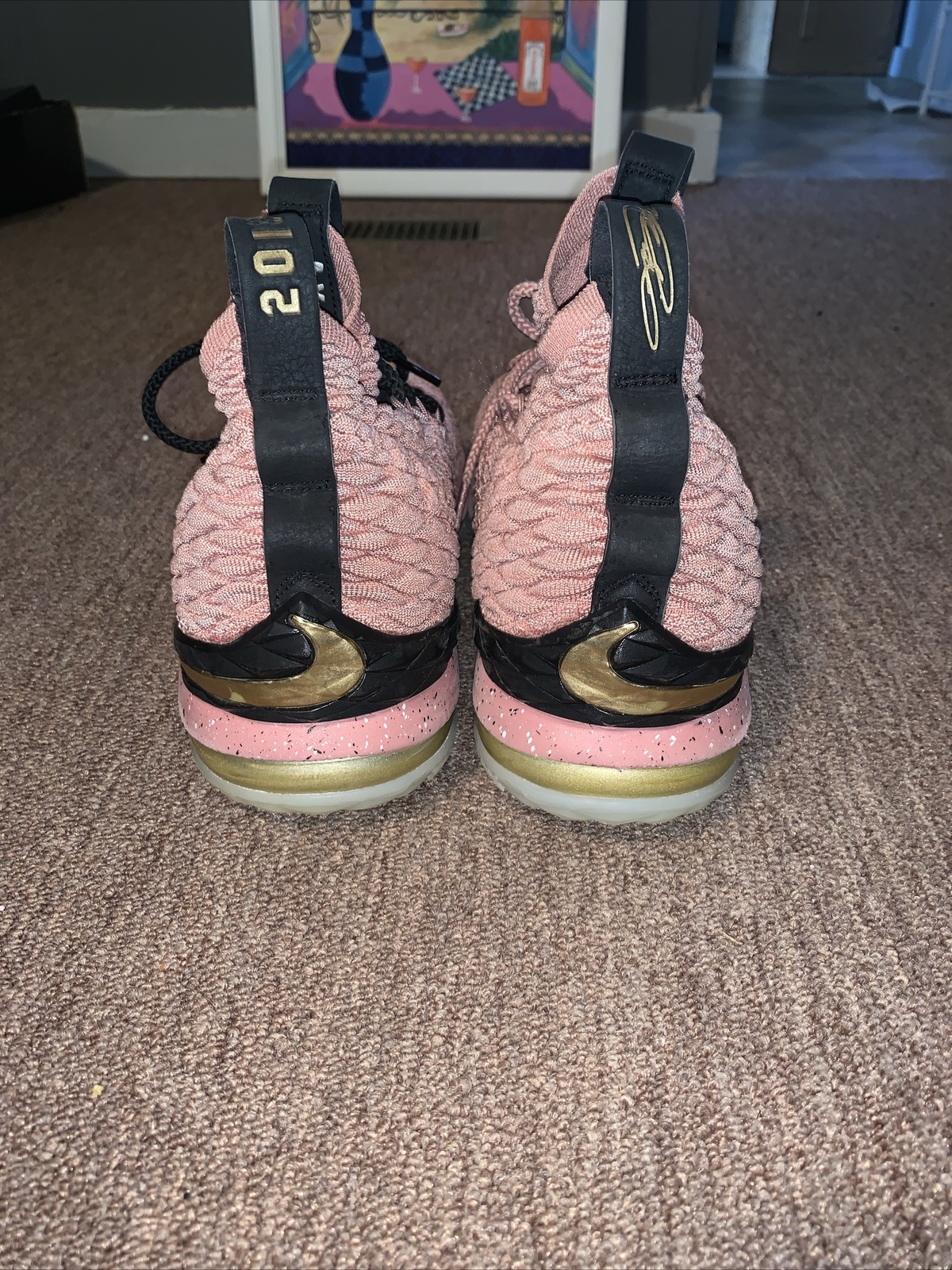 nike lebron 15 pink