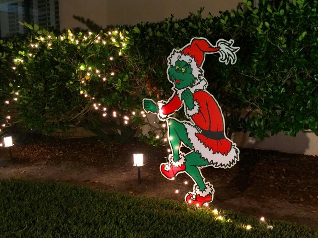 27 2ft Doghouse Dog Christmas Yard Decoration Lights Lighted