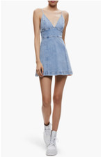 NWT $330 Carli Empire Waist Denim Dress Alice + Olivia in size 10!