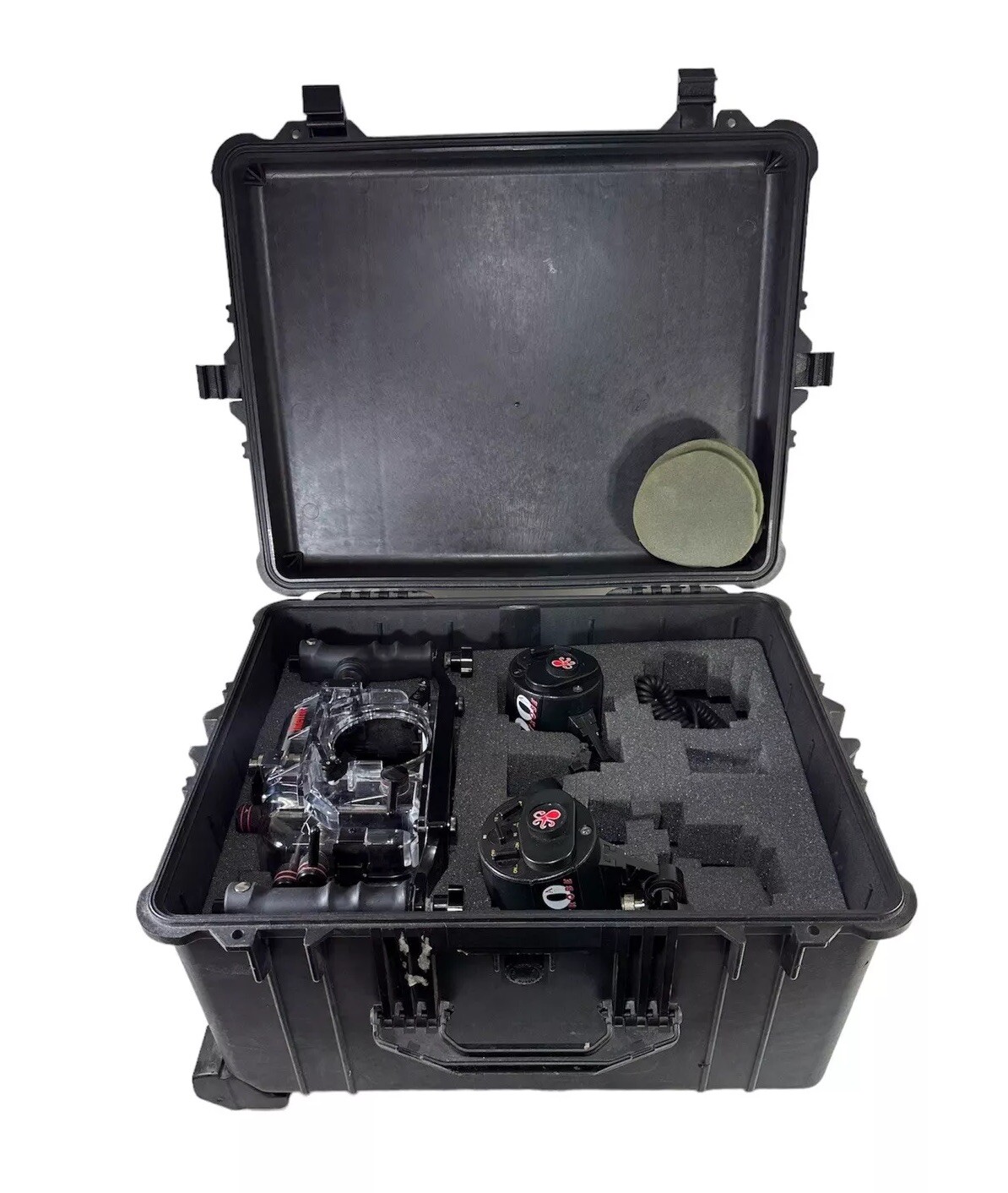 IKELITE SLR Underwater Camera Housing with 2 IKELITE 100A Substrobe in Hard Case