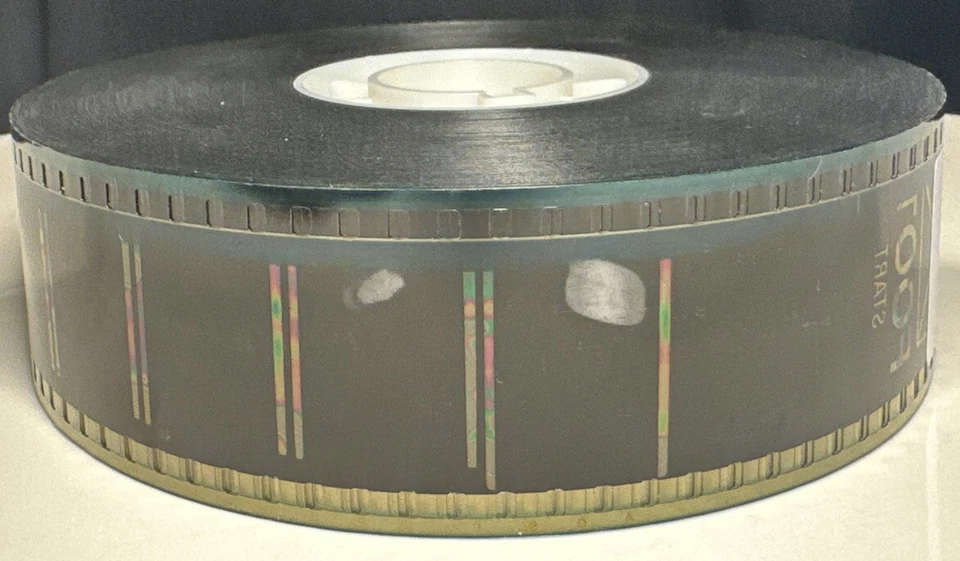 35MM Movie Trailer - In Time (2011) - Flat - Teaser - Imagem 3 de 4