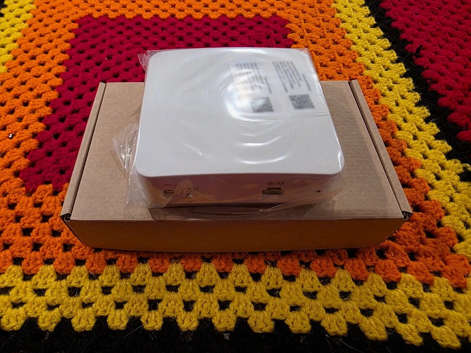 Calix Gigaspire Mesh U4M GM1028 | Wi-Fi 6 Mesh Extender | New - Image 3 of 4