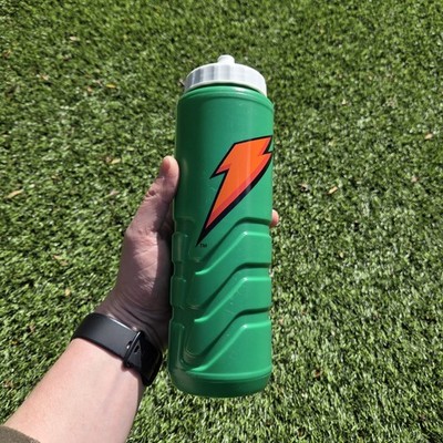Vintage 90s Gatorade Squeeze Bottle Green Squirt Water Gym Bottle 