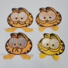 1978 Garfield Kellogh's Garfield plastic bike reflector