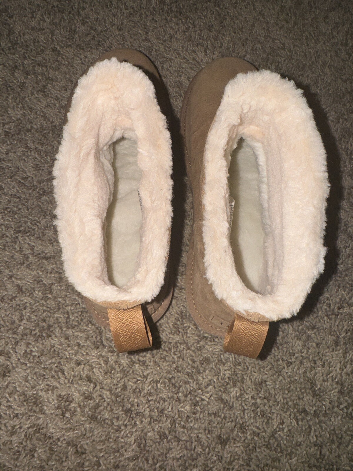 Rare UGG Women's Classic Mini Toggler Boot Size 9 Chestnut image 10