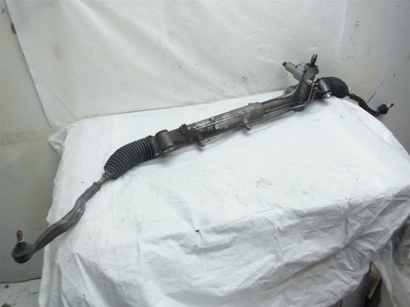 14-17 MASERATI GHIBLI QUATTROPORTE POWER STEERING RACK AND PINION 06700039560
