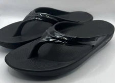OOFOS OOlala Black Women's Flip Flops Comfort Sandals Size W9 EU40