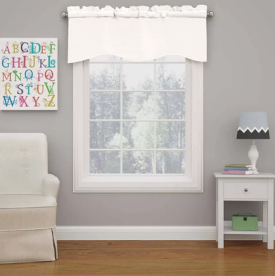 ECLIPSE Kendall Solid Scalloped Window Valance 42'' x 18'', White *FREE SHIPPING*