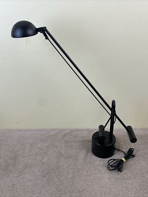 アリアナグランデ ネオンデスクライト　中古 アリアナグランデ ネオンデスクライト 中古 アリアナグランデ ネオン