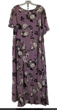 Brand: Simply Vera By Vera Wang Model: Dress See pictures Colorway: Purple Flowe