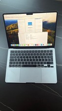 Apple MacBook Air 13.6in M2 (2022) 8GB RAM 256GB SSD Space loGrey
