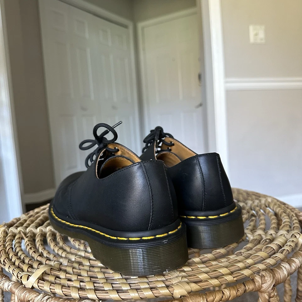 Dr. Martens Black Leather 1461 MADE IN ENGLAND OXFORD SHOES Men’s US 10 W US 11 - Image 3 of 4